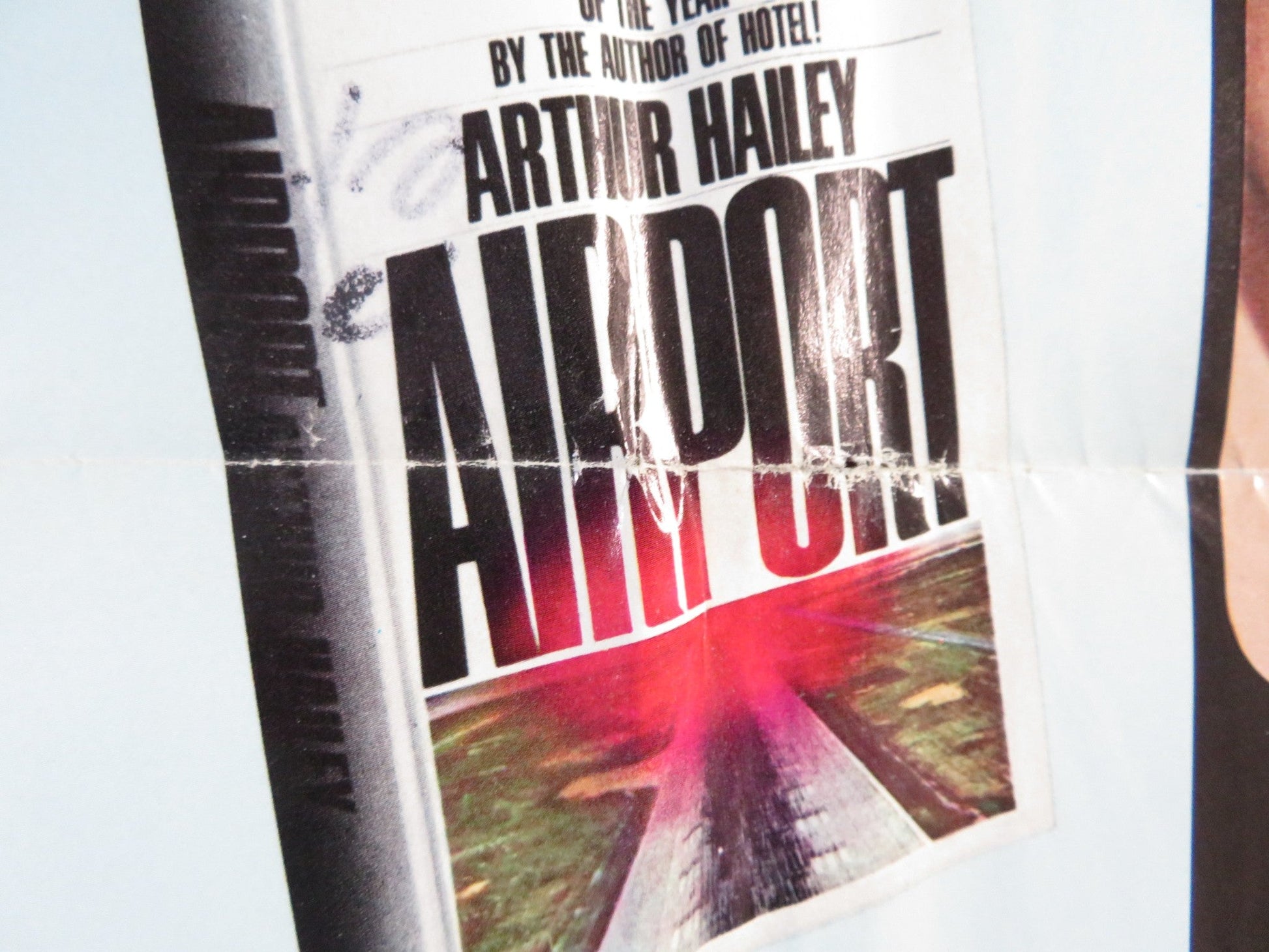 AIRPORT FOLDED US ONE SHEET POSTER BURT LANCASTER DEAN MARTIN 1970 - Rendezvous Cinema