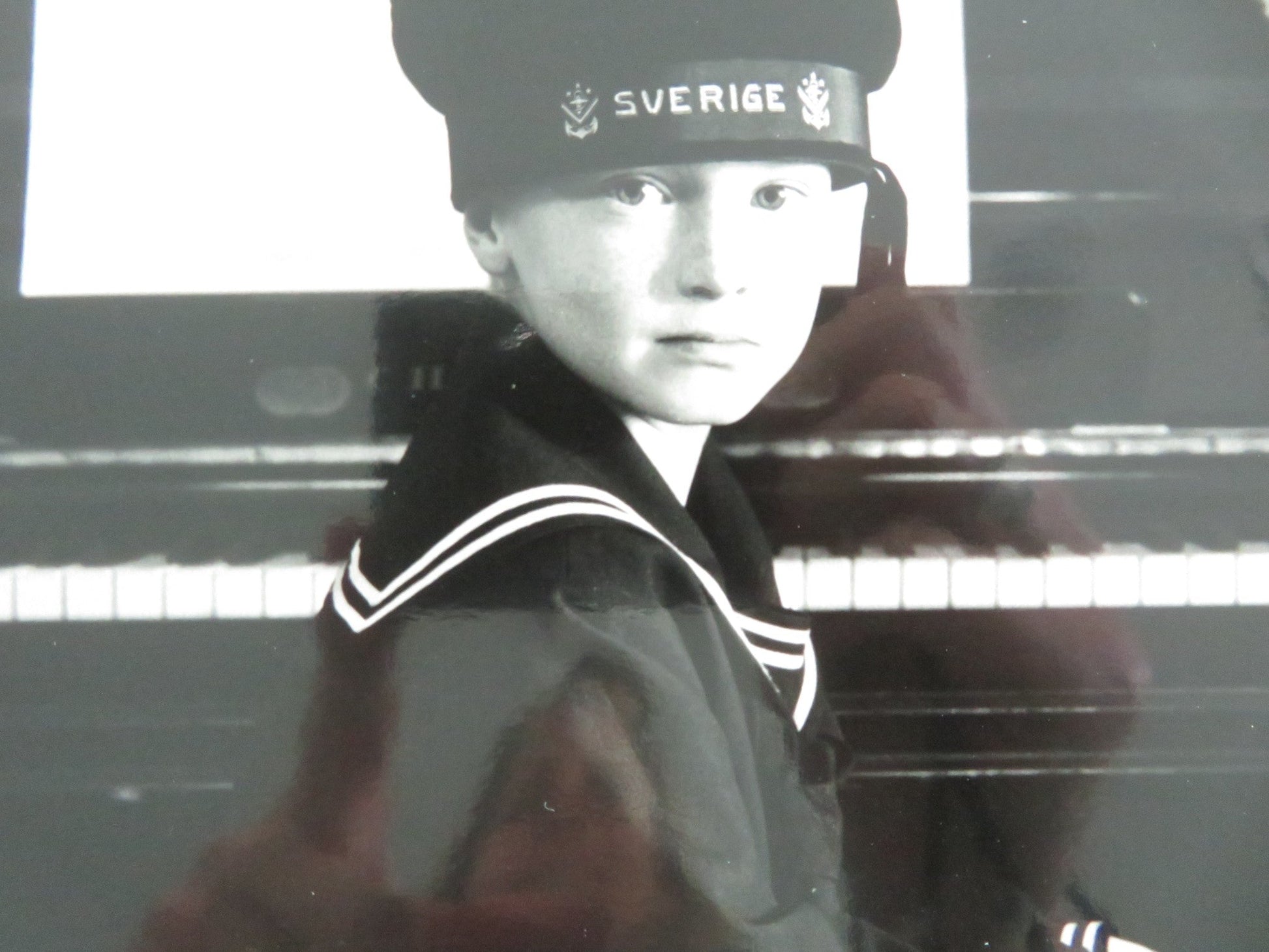 AKE AND HIS WORLD MOVIE STILL PHOTO MARTIN LINDSTROM LOA FALKMAN 1984 Movie posters