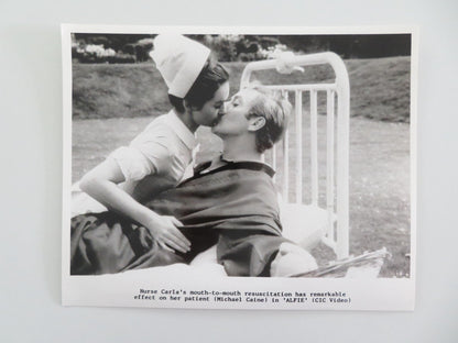 ALFIE MOVIE STILL PHOTO MICHAEL CAINE SHIRLEY ANNE FIELD 1966 Movie posters