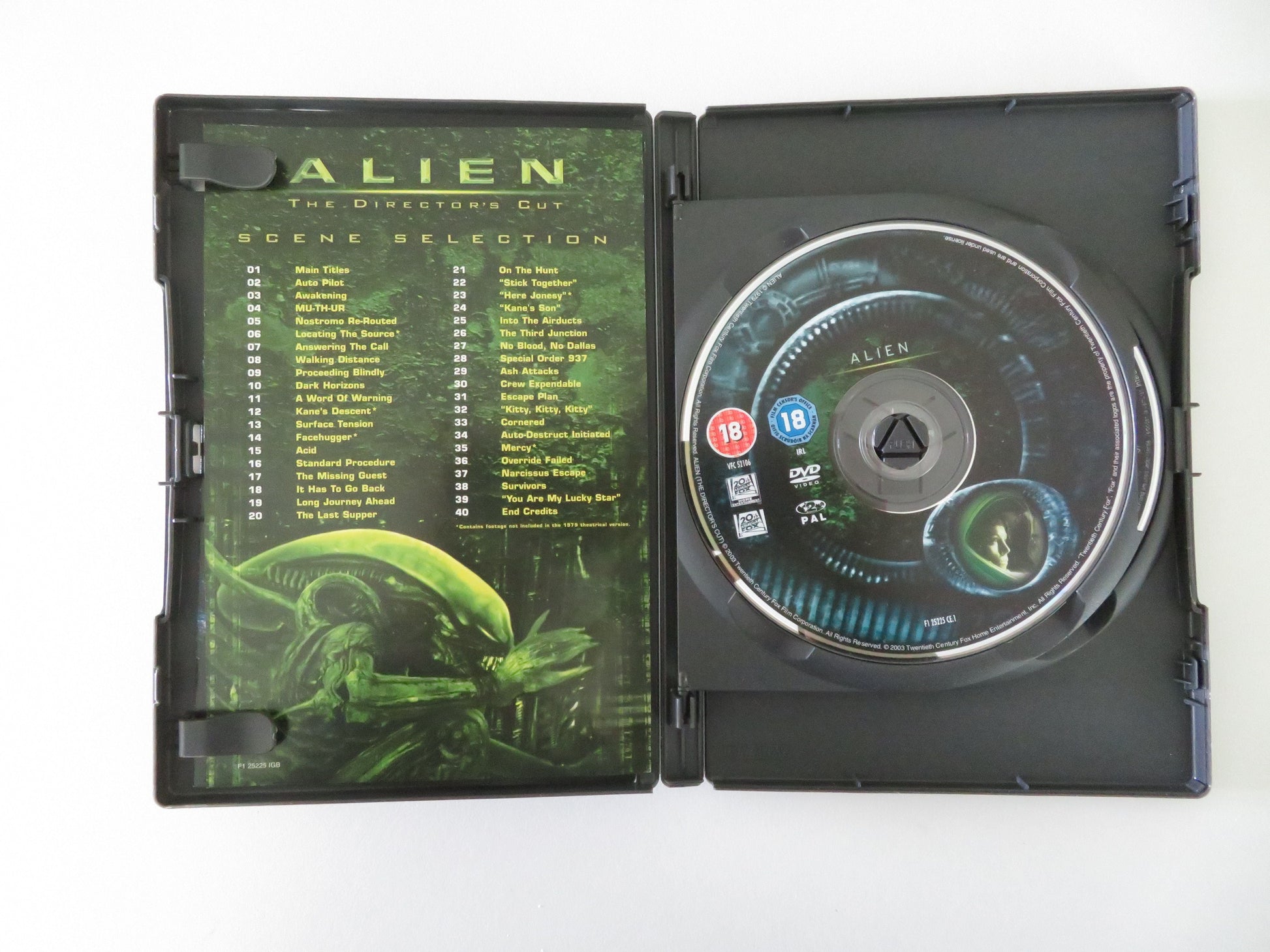 Alien - The Director's Cut 2 Disc Special Edition (DVD) S. Weaver 1979 Region 2 Movie posters