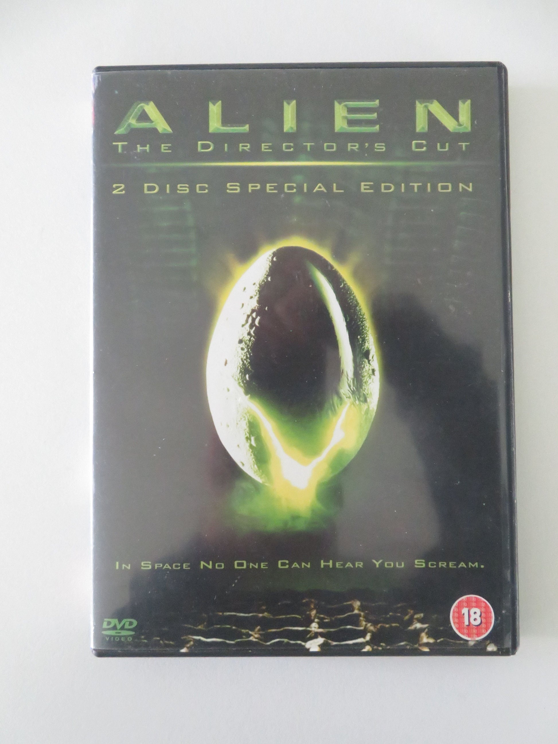 Alien - The Director's Cut 2 Disc Special Edition (DVD) S. Weaver 1979 Region 2 Movie posters