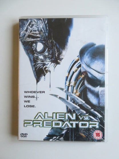 ALIEN VS. PREDATOR (DVD) SANAA LATHAN RAOUL BOVA 2004 REGION 2 Movie posters