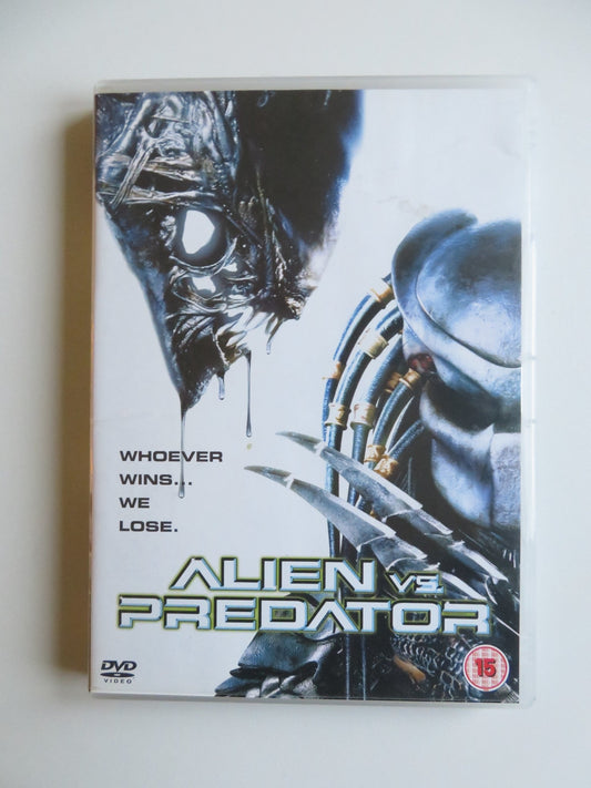 ALIEN VS. PREDATOR (DVD) SANAA LATHAN RAOUL BOVA 2004 REGION 2 Movie posters