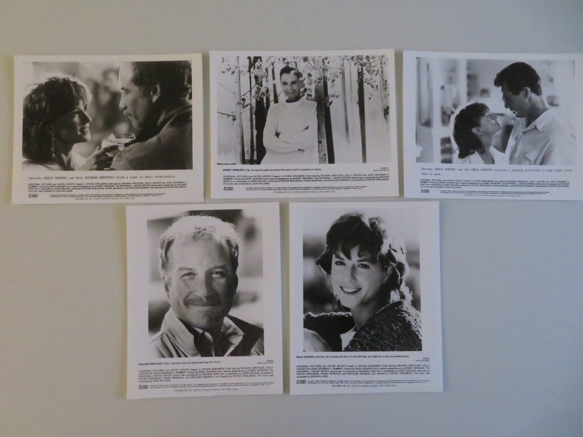 ALWAYS MOVIE STILL PHOTO LOT OF 5 RICHARD DREYFUSS HOLLY HUNTER 1989 - Rendezvous Cinema