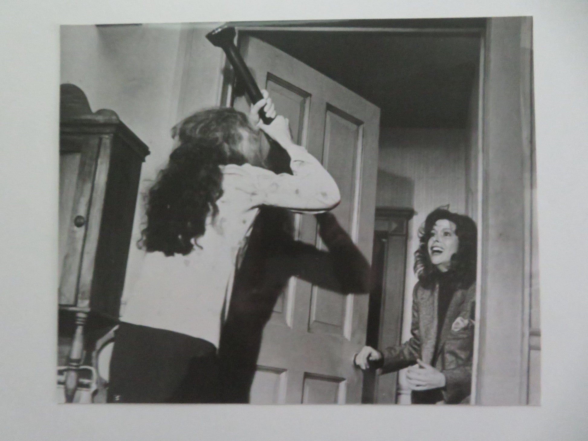 Amityville 3 - d MOVIE STILL PHOTO LOT OF 4 TONY ROBERTS TESS HARPER 1983 Movie posters