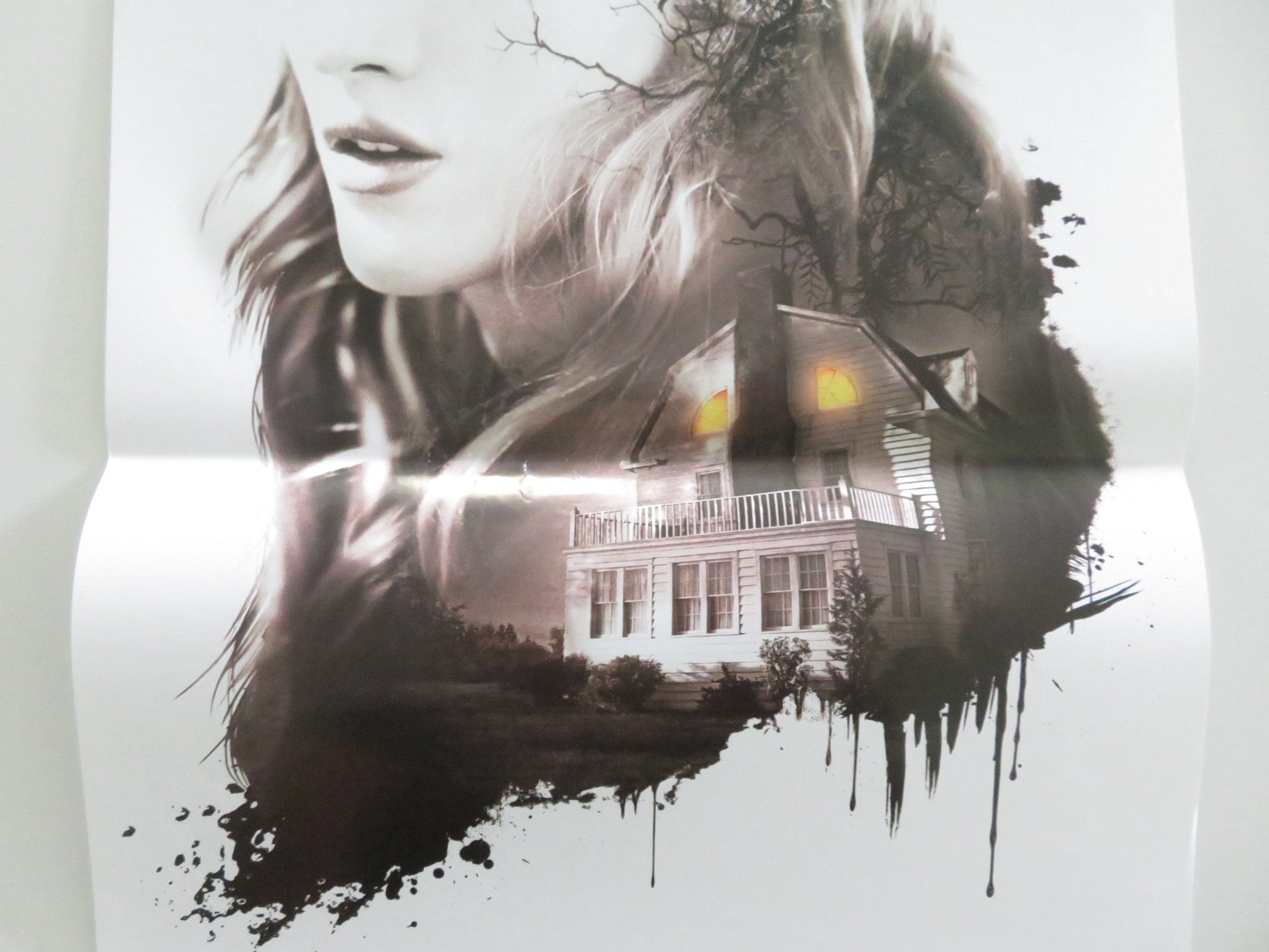 Amityville: The Awakening Italian Locandina Poster Jennifer Jason Leigh 2017 Movie posters