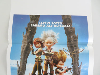 Arthur and the Invisibles - b Italian Locandina Poster Highmore Farrow 2006 Movie posters