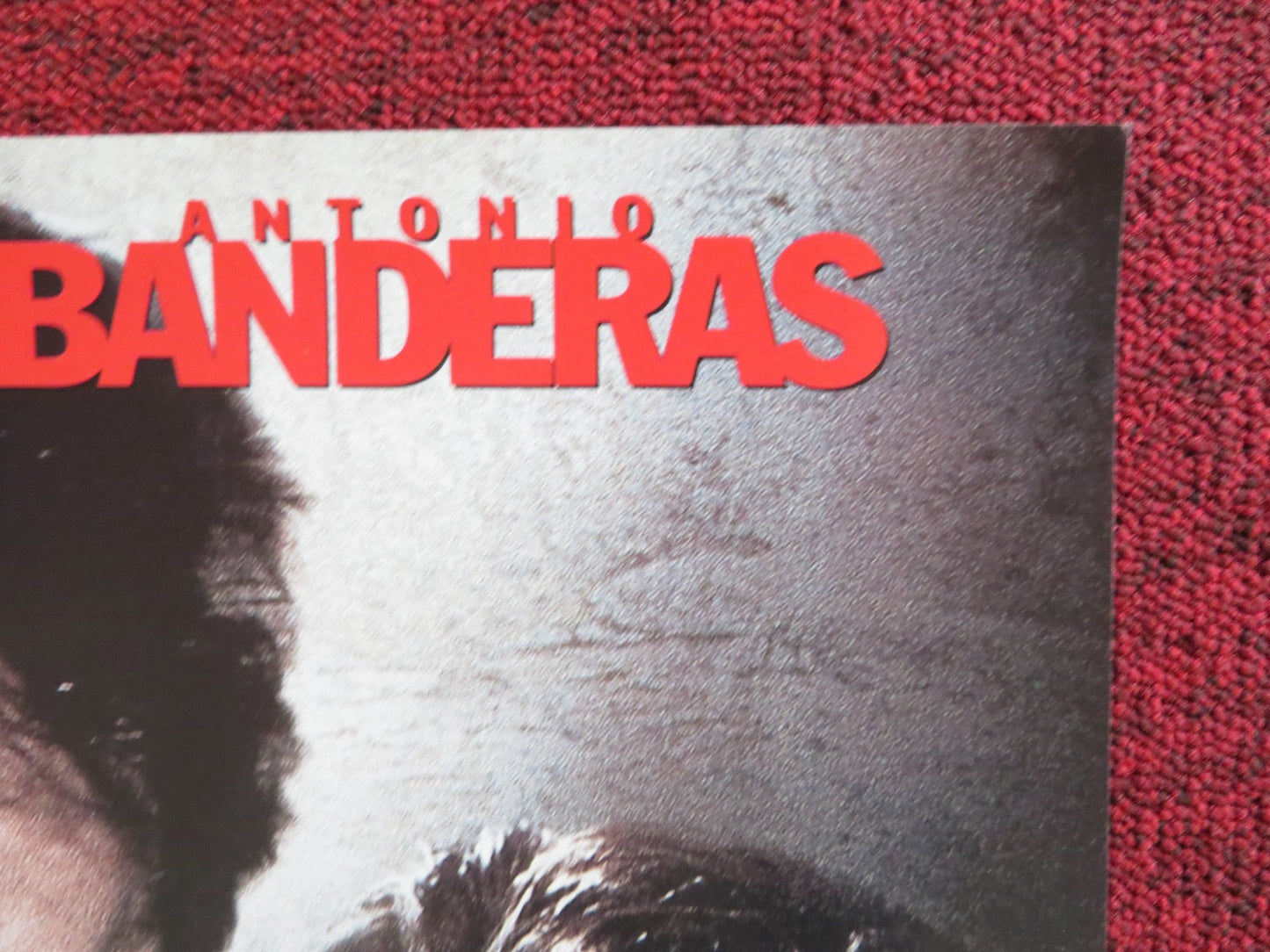 ASSASSINS VHS VIDEO POSTER SYLVESTER STALLONE ANTONIO BANDERAS 1995 Rendezvous Cinema Movie posters