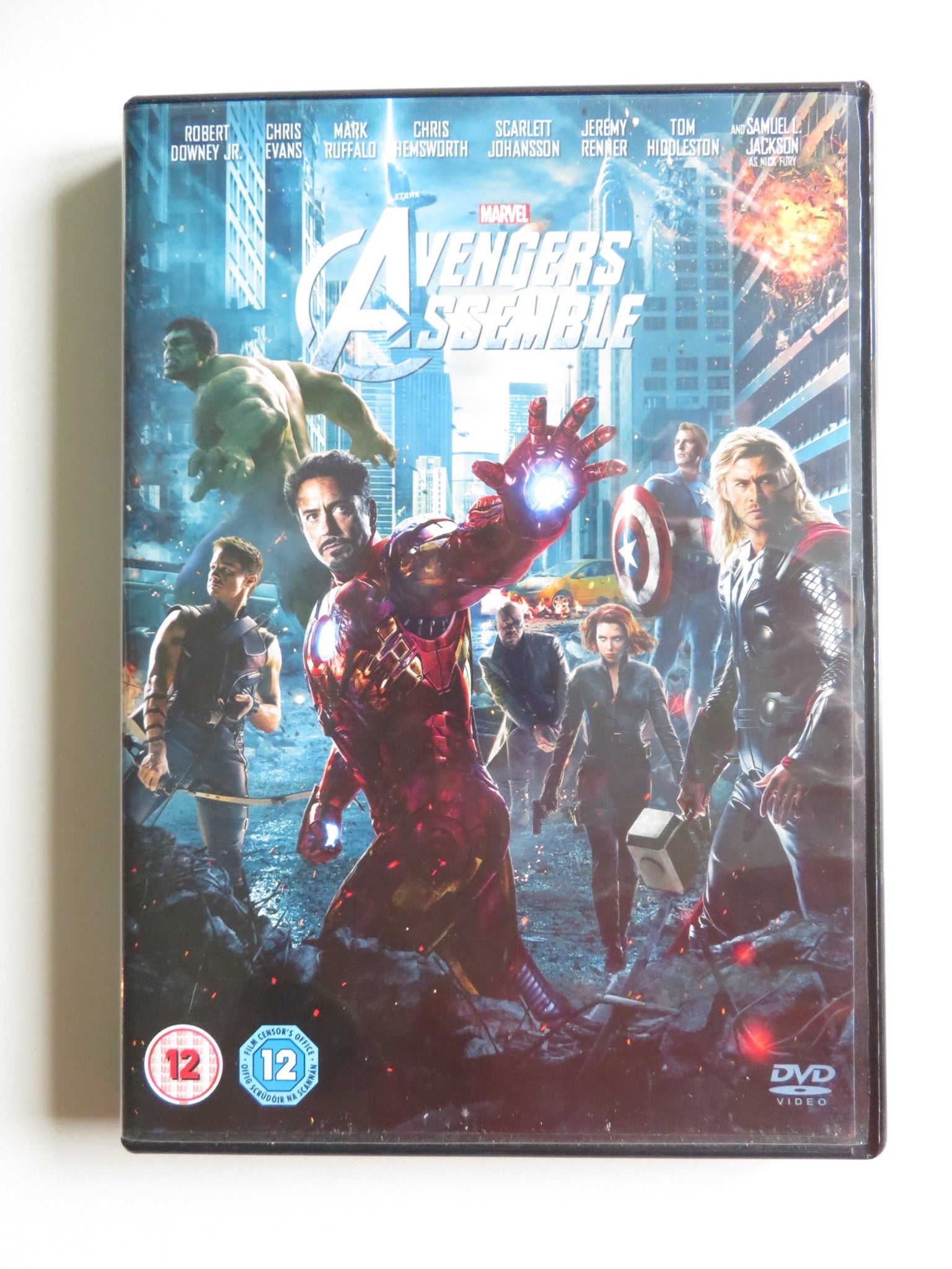 AVENGERS ASSEMBLE (DVD) MARVEL CHRIS EVANS ROBERT DOWNEY JR. 2012 REGION 2 Movie posters