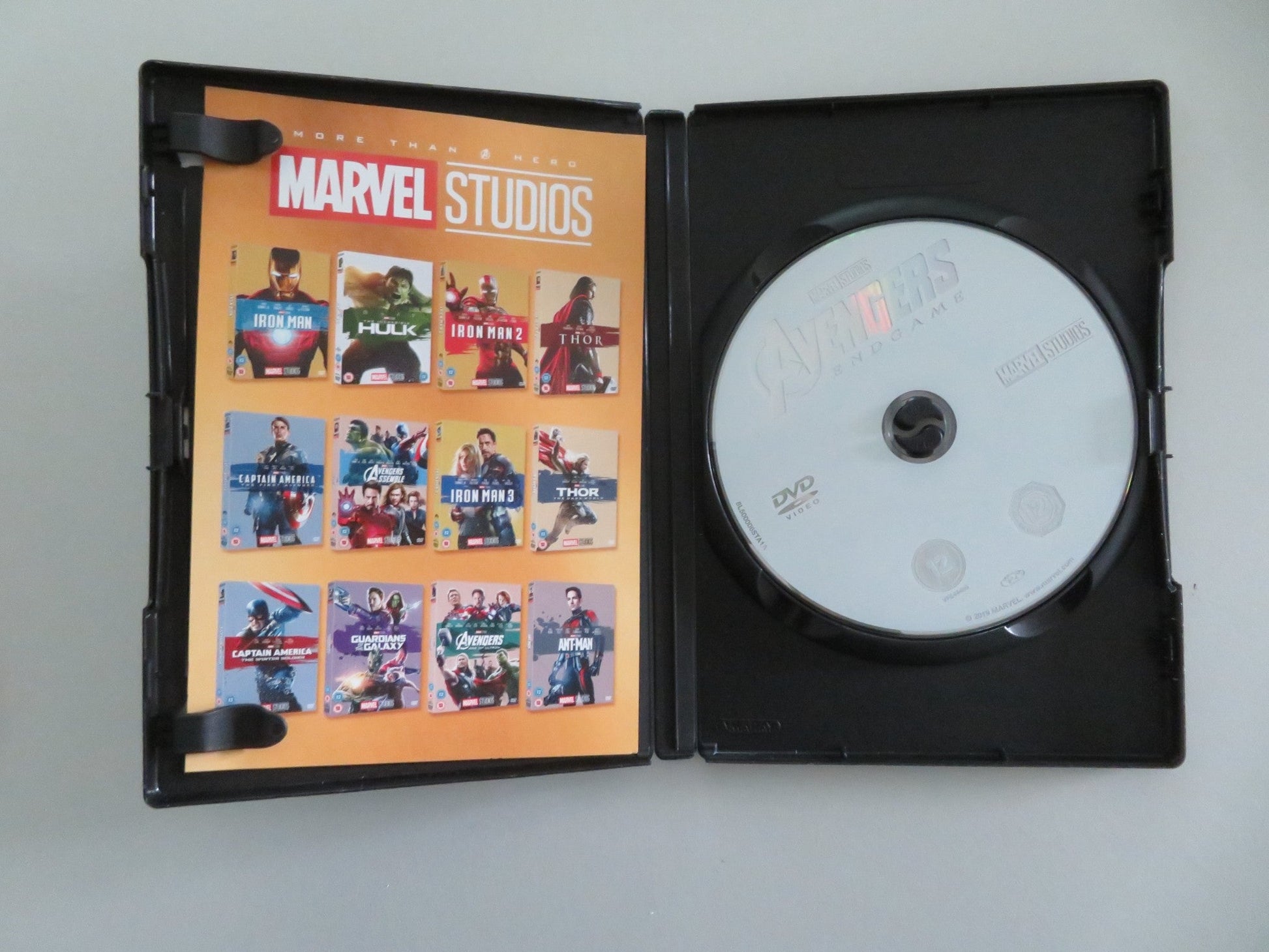 AVENGERS: ENDGAME (DVD) ROBERT DOWNEY JR. CHRIS EVANS 2019 REGION 2 - Rendezvous Cinema