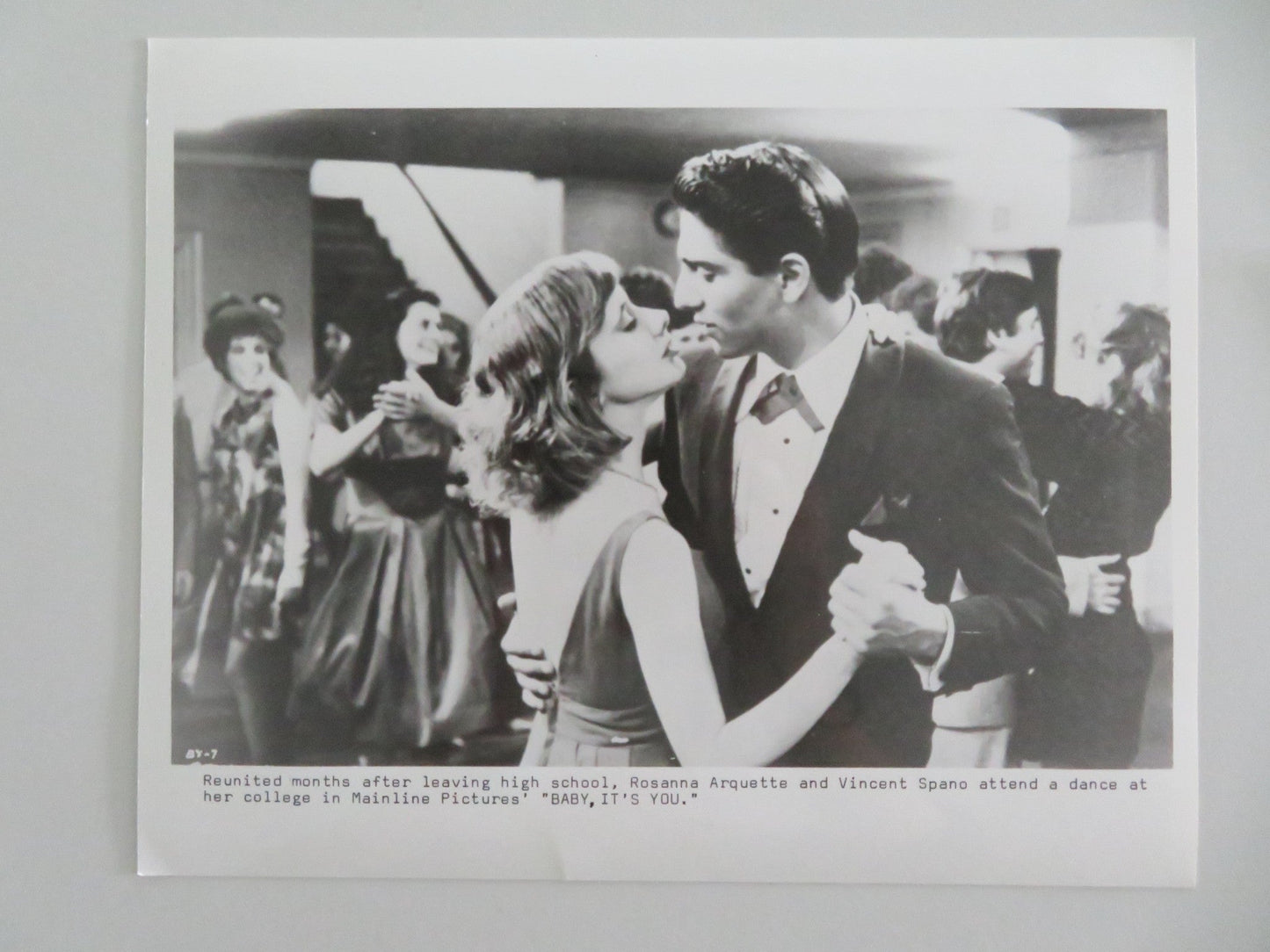 BABY IT'S YOU MOVIE STILL PHOTO LOT OF 6 ROSANNA ARQUETTE VINCENT SPANO 1983 - Rendezvous Cinema