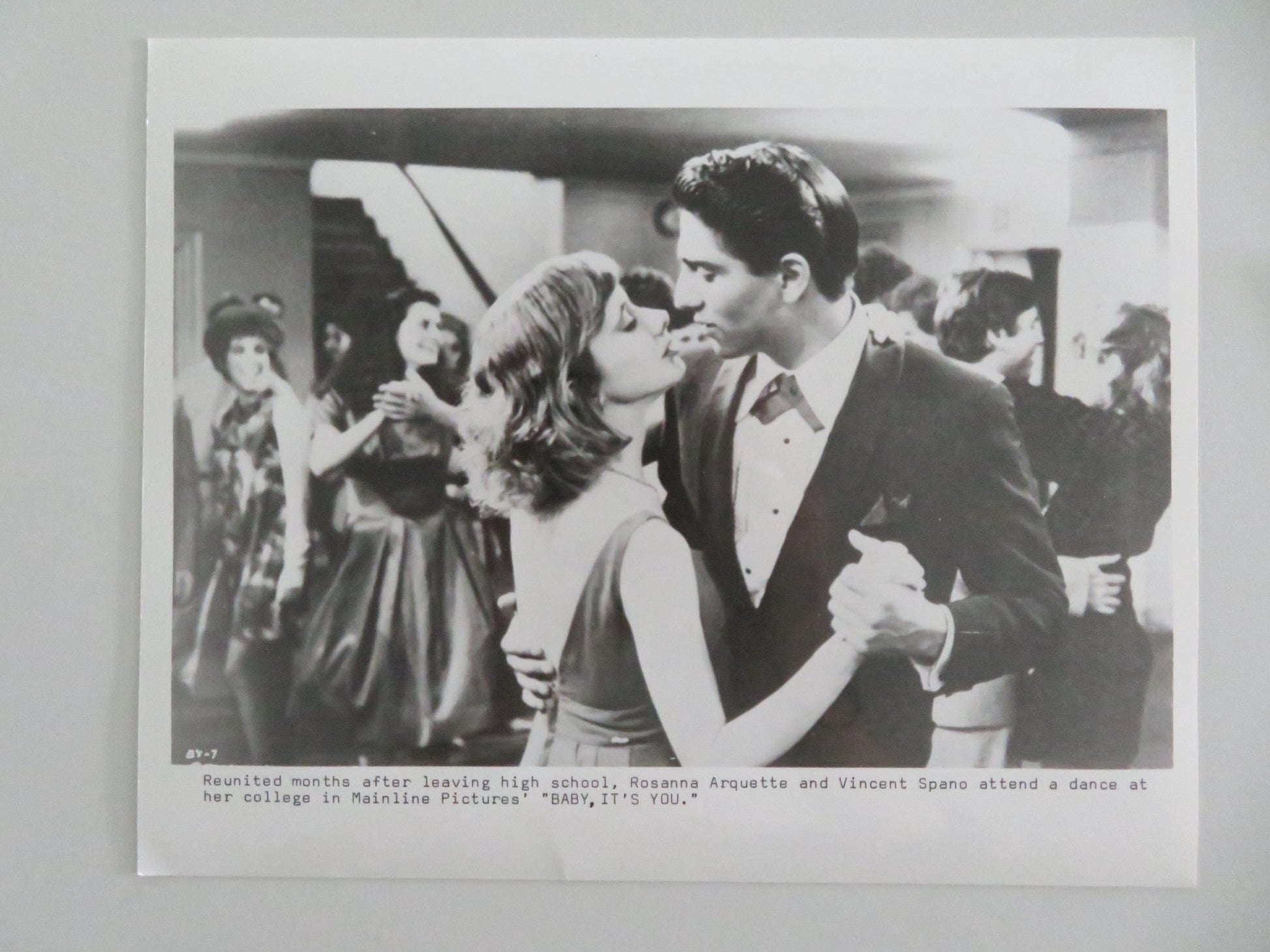 BABY IT'S YOU MOVIE STILL PHOTO LOT OF 6 ROSANNA ARQUETTE VINCENT SPANO 1983 - Rendezvous Cinema