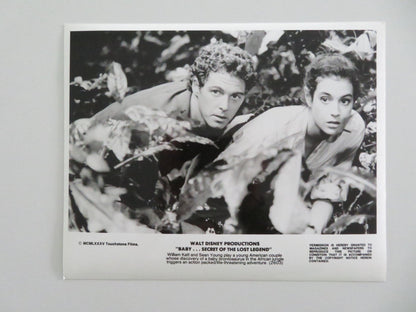 BABY: SECRET OF THE LOST LEGEND MOVIE STILL PHOTO LOT OF 4 DISNEY S. YOUNG 1985 - Rendezvous Cinema