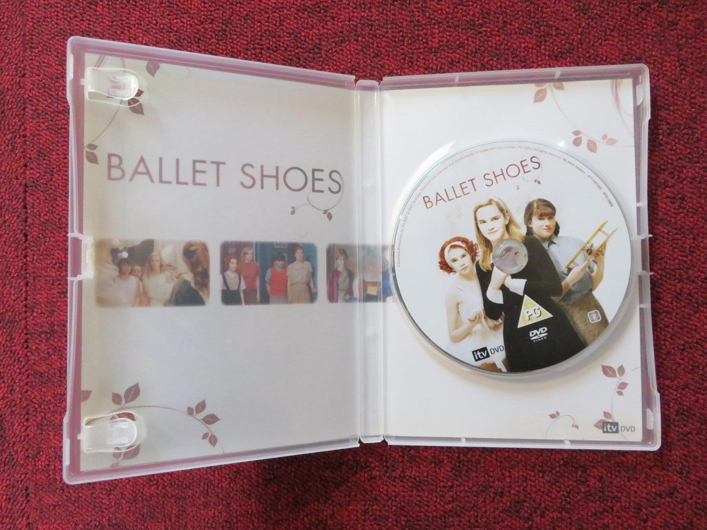 BALLET SHOES TV MOVIE (DVD) EMMA WATSON EMILIA FOX 2007 REGION 2 Rendezvous Cinema Movie posters
