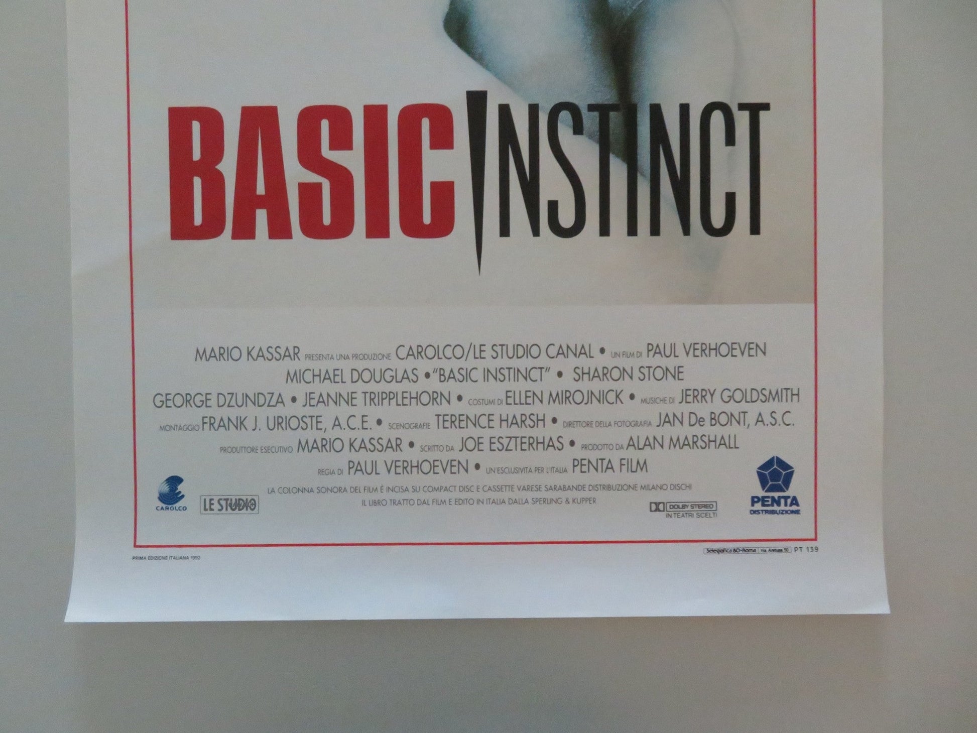 BASIC INSTINCT ITALIAN LOCANDINA POSTER MICHAEL DOUGLAS SHARON STONE 1992 Movie posters