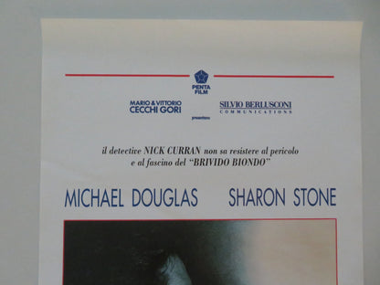 BASIC INSTINCT ITALIAN LOCANDINA POSTER MICHAEL DOUGLAS SHARON STONE 1992 Movie posters