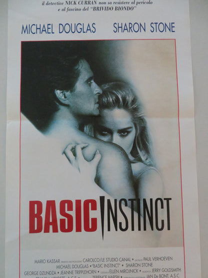 BASIC INSTINCT ITALIAN LOCANDINA POSTER MICHAEL DOUGLAS SHARON STONE 1992 Movie posters