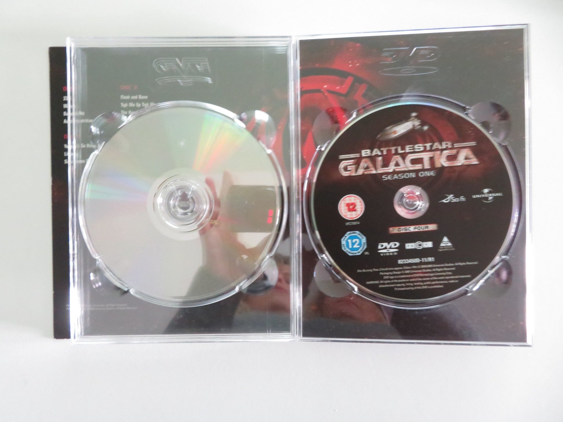 Battlestar Galactica Season One (DVD BoxSet) E. J. Olmos 2004 Region 2,4,5 Movie posters
