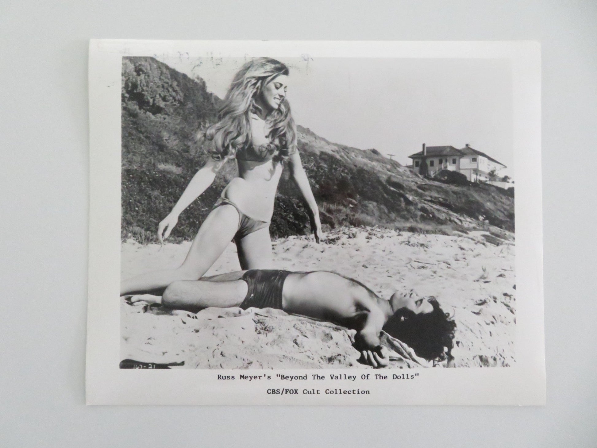 BEYOND THE VALLEY OF THE DOLLS - A MOVIE STILL PHOTO DOLLY READ C. MYERS 1970 Movie posters