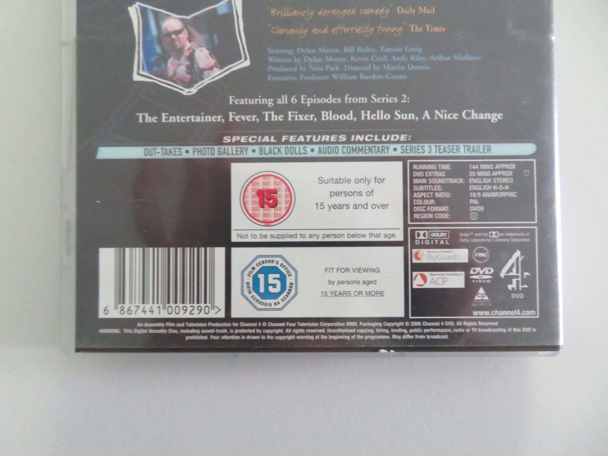 BLACK BOOKS THE COMPLETE 2ND SERIES (DVD) DYLAN MORAN BILL BAILEY 2002 REGION 2 - Rendezvous Cinema