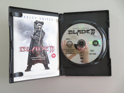 BLADE II (DVD) WESLEY SNIPES KRIS KRISTOFFERON 2002 REGION 2 Movie posters