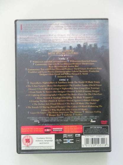 BLADE TRINITY - EXTENDED VERSION (DVD) WESLEY SNIPES KRISTOFFERSON 2004 REGION 2 Movie posters