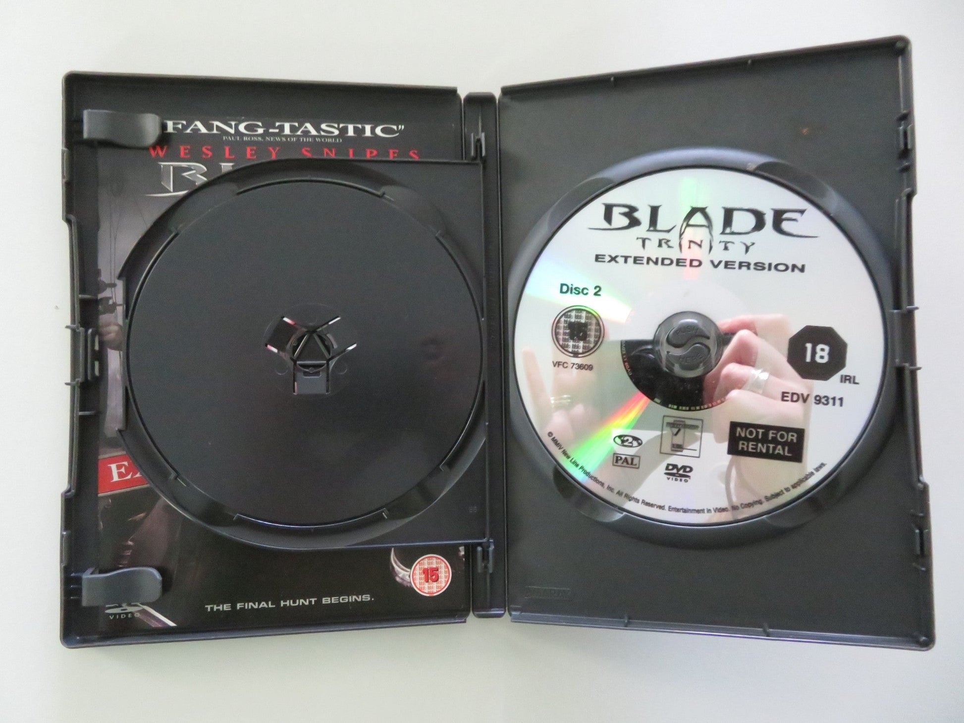 BLADE TRINITY - EXTENDED VERSION (DVD) WESLEY SNIPES KRISTOFFERSON 2004 REGION 2 Movie posters