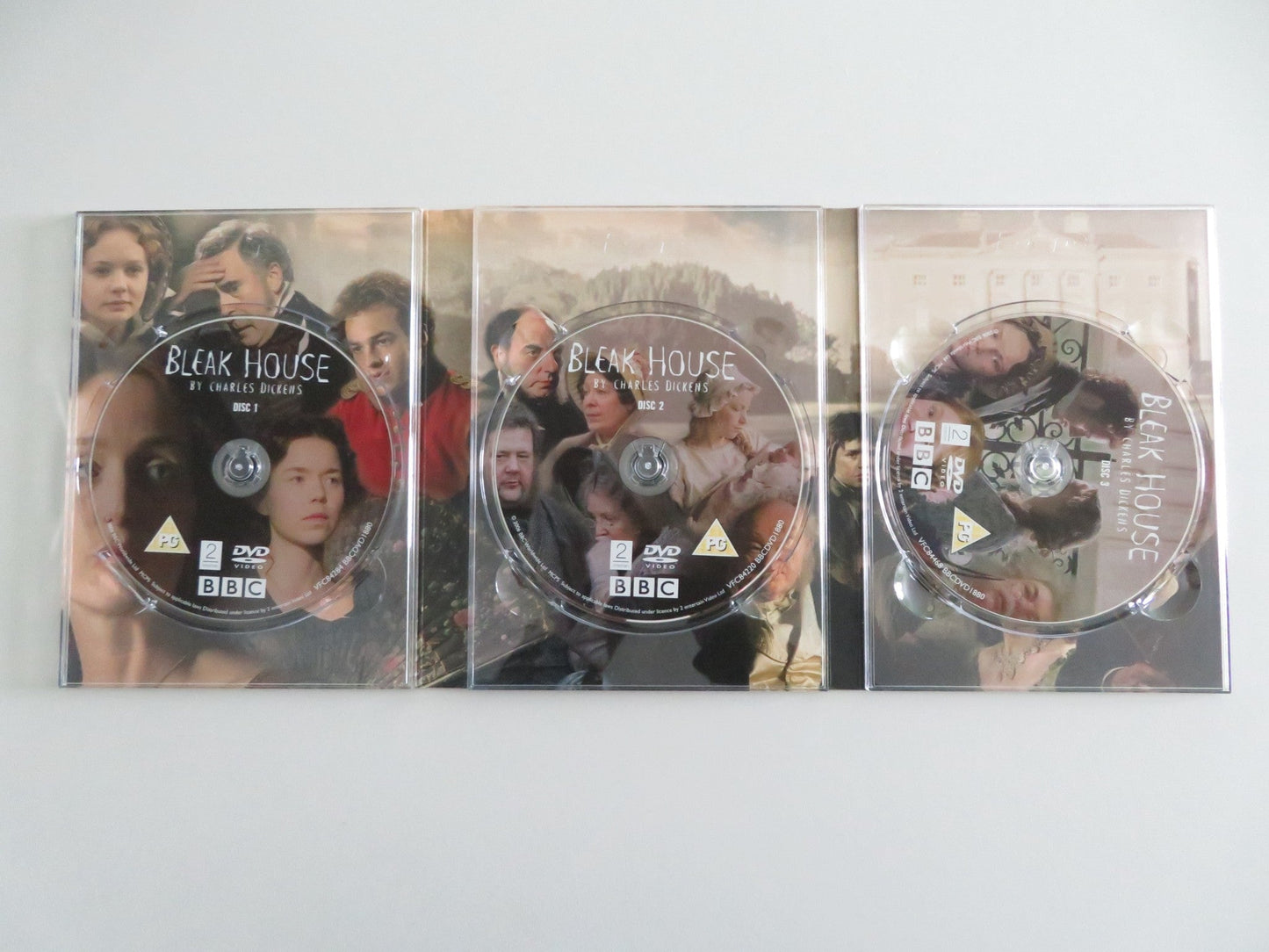 BLEAK HOUSE (DVD) BBC GILLIAN ANDERSON CHARLES DANE 2003 REGION 2 Rendezvous Cinema Movie posters