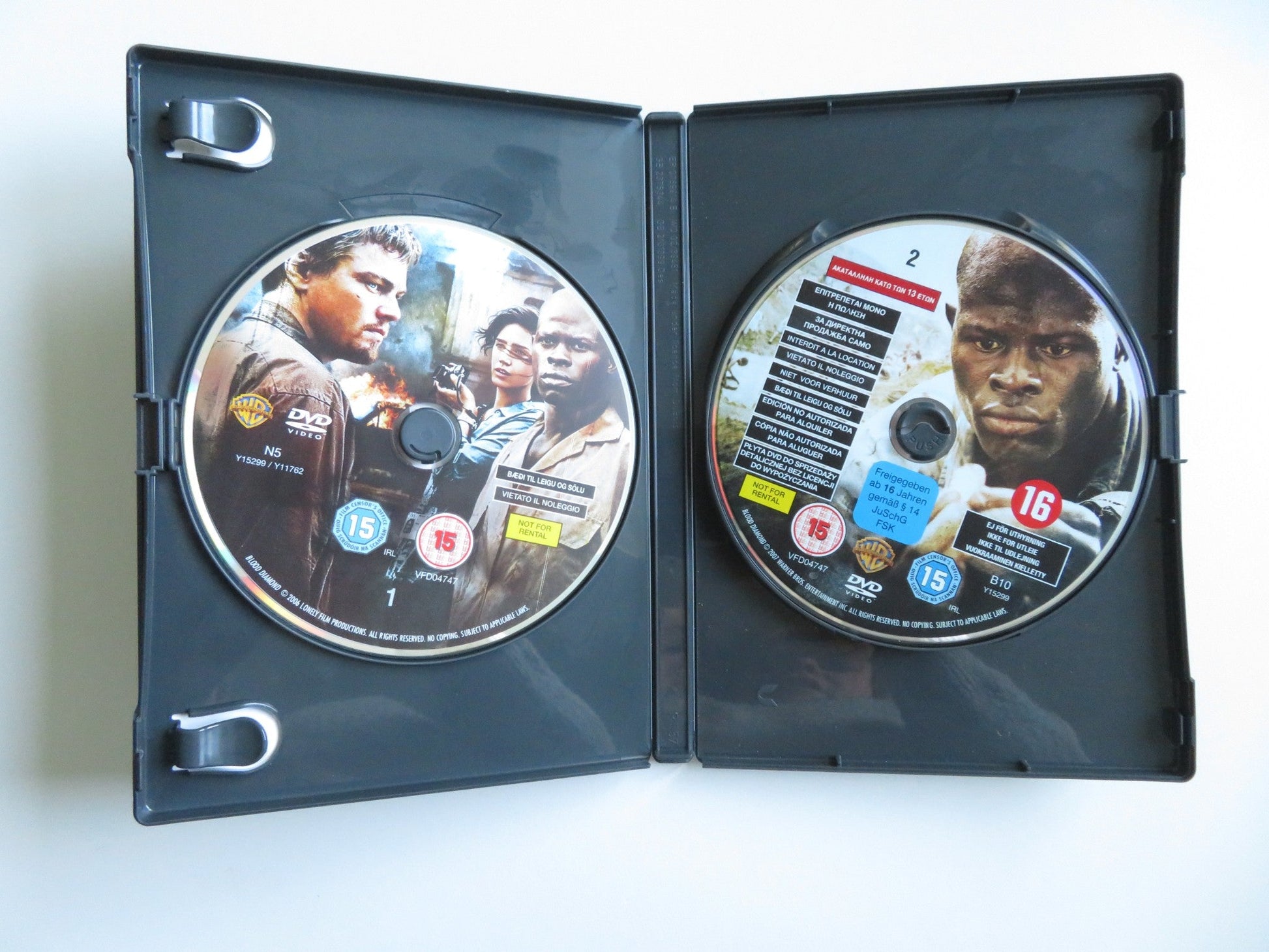 BLOOD DIAMOND - TWO DISC SPECIAL EDITION (DVD) LEONARDO DICAPRIO 2006 REGION 2 - Rendezvous Cinema