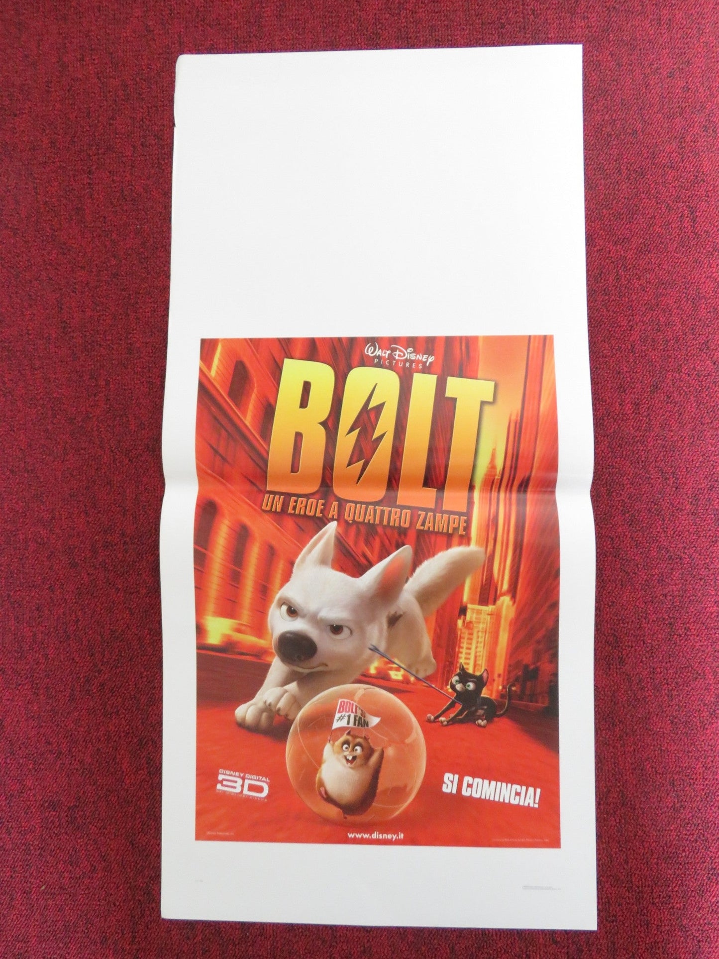BOLT ITALIAN LOCANDINA POSTER DISNEY JOHN TRAVOLTA MILEY CYRUS 2008 Rendezvous Cinema Movie posters