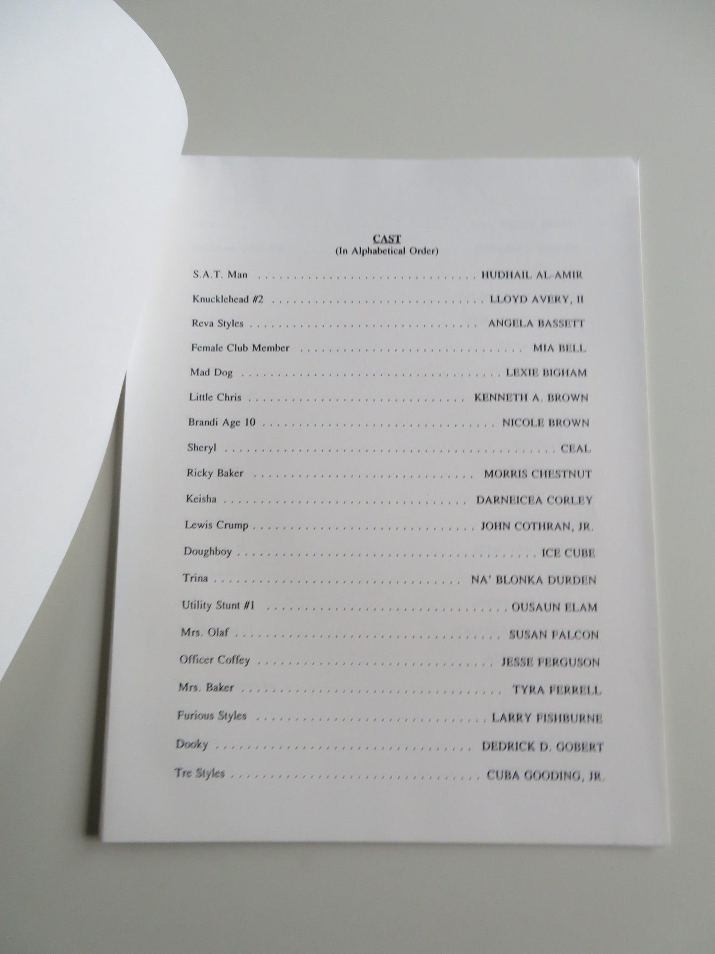 BOYZ IN THE HOOD PRESS KIT 1991 ICE CUBE LAURENCE FISHBURNE CUBA GOODING JR. Movie posters