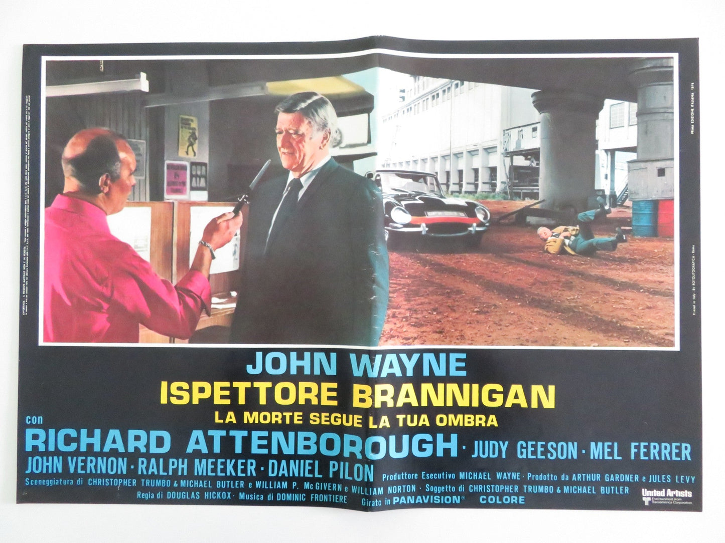 BRANNIGAN - C ITALIAN FOTOBUSTA POSTER JOHN WAYNE RICHARD ATTENBOROUGH 1975 Rendezvous Cinema Movie posters