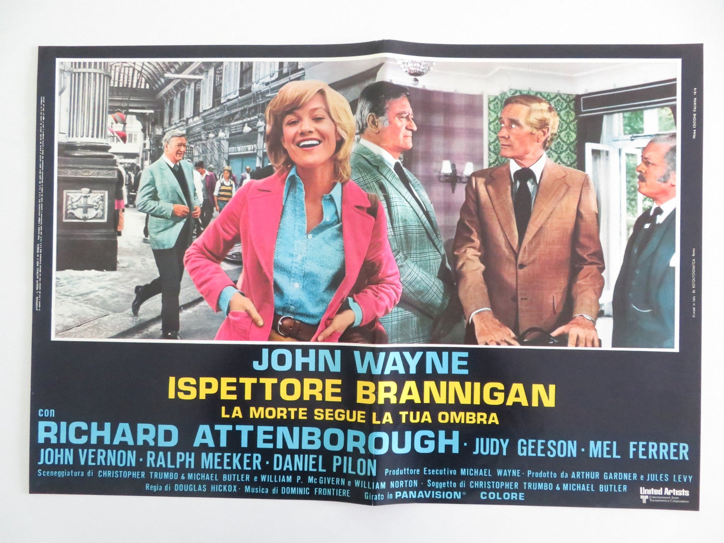 BRANNIGAN - G ITALIAN FOTOBUSTA POSTER JOHN WAYNE RICHARD ATTENBOROUGH 1975 Rendezvous Cinema Movie posters