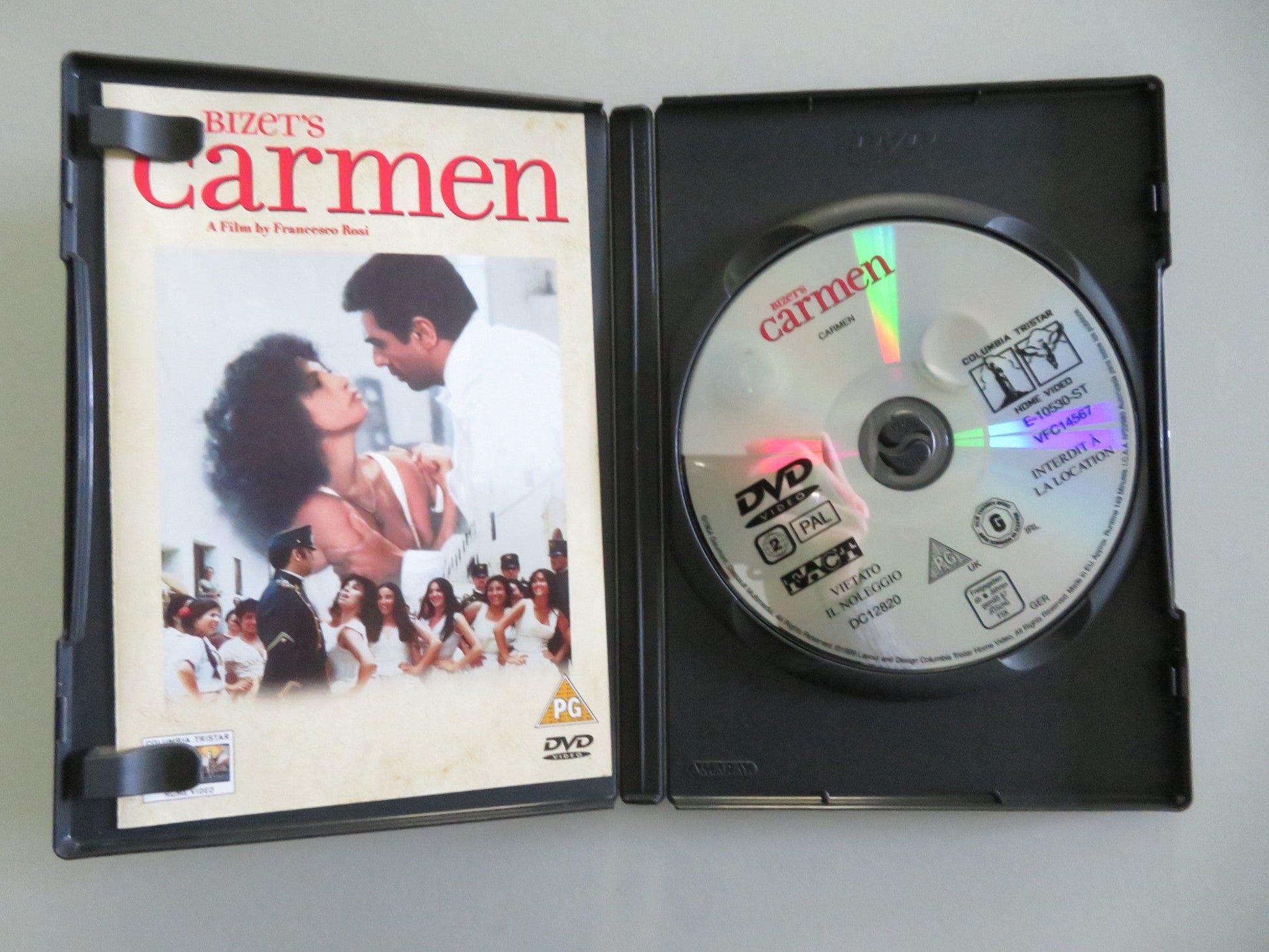 Carmen (DVD) Julia Migenes Plácido Domingo 1984 Region 2 Movie posters
