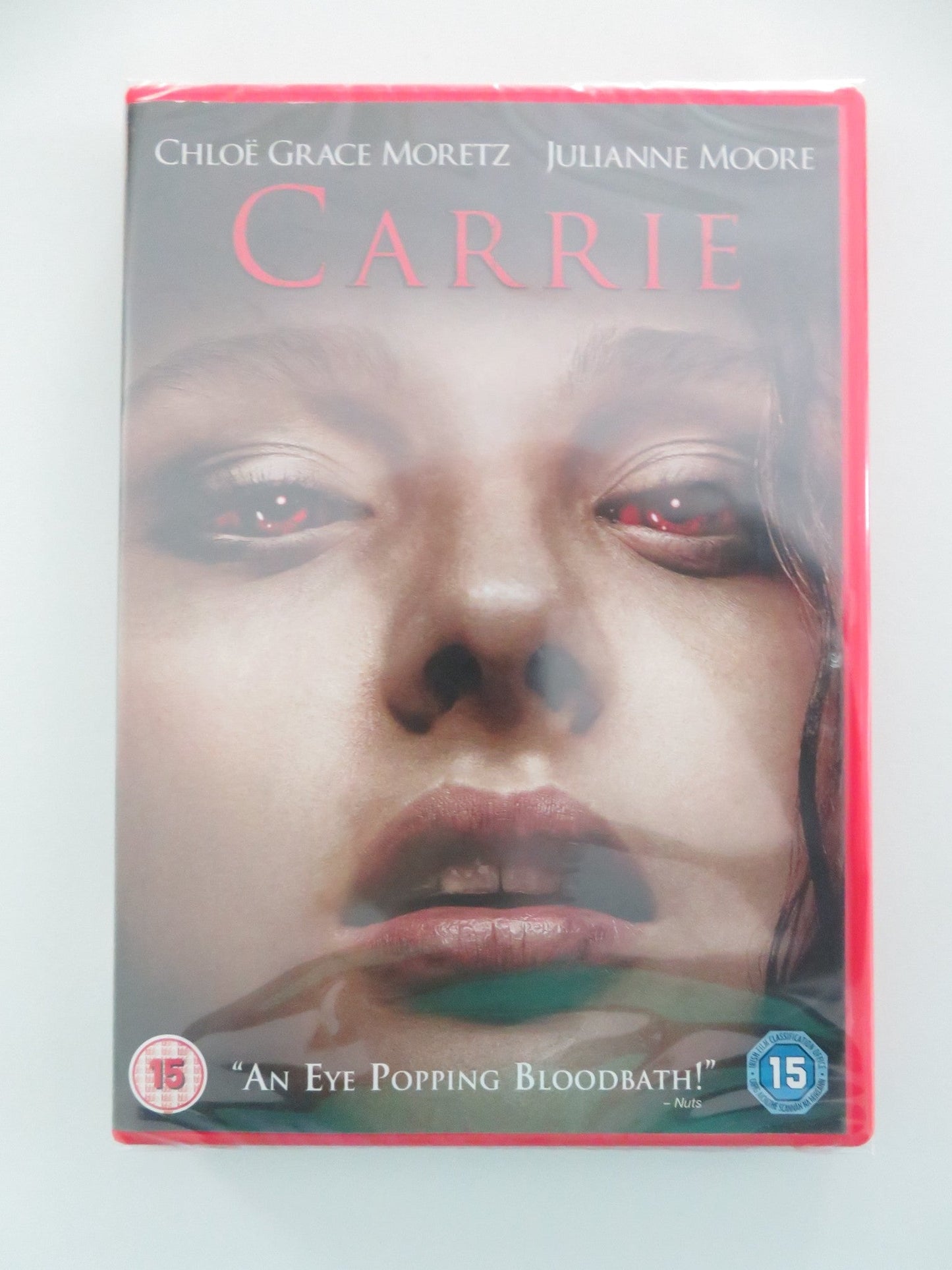 CARRIE (DVD) CHLOE GRACE MORETZ JULIANNE MOORE 2013 REGION 2 Movie posters