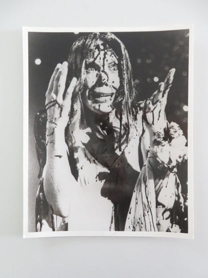 CARRIE MOVIE STILL PHOTO SISSY SPACEK PIPER LAURIE 1976 Movie posters