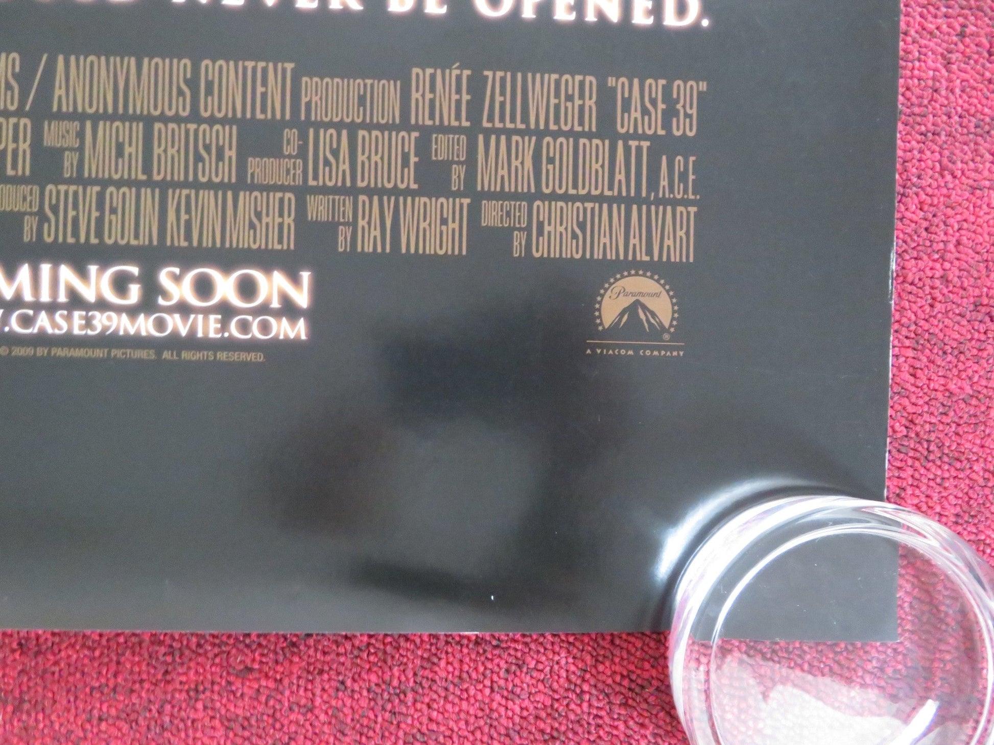 CASE 39 US ONE SHEET ROLLED POSTER RENEE ZELLWEGER IAN MCSHANE 2009 Rendezvous Cinema Movie posters