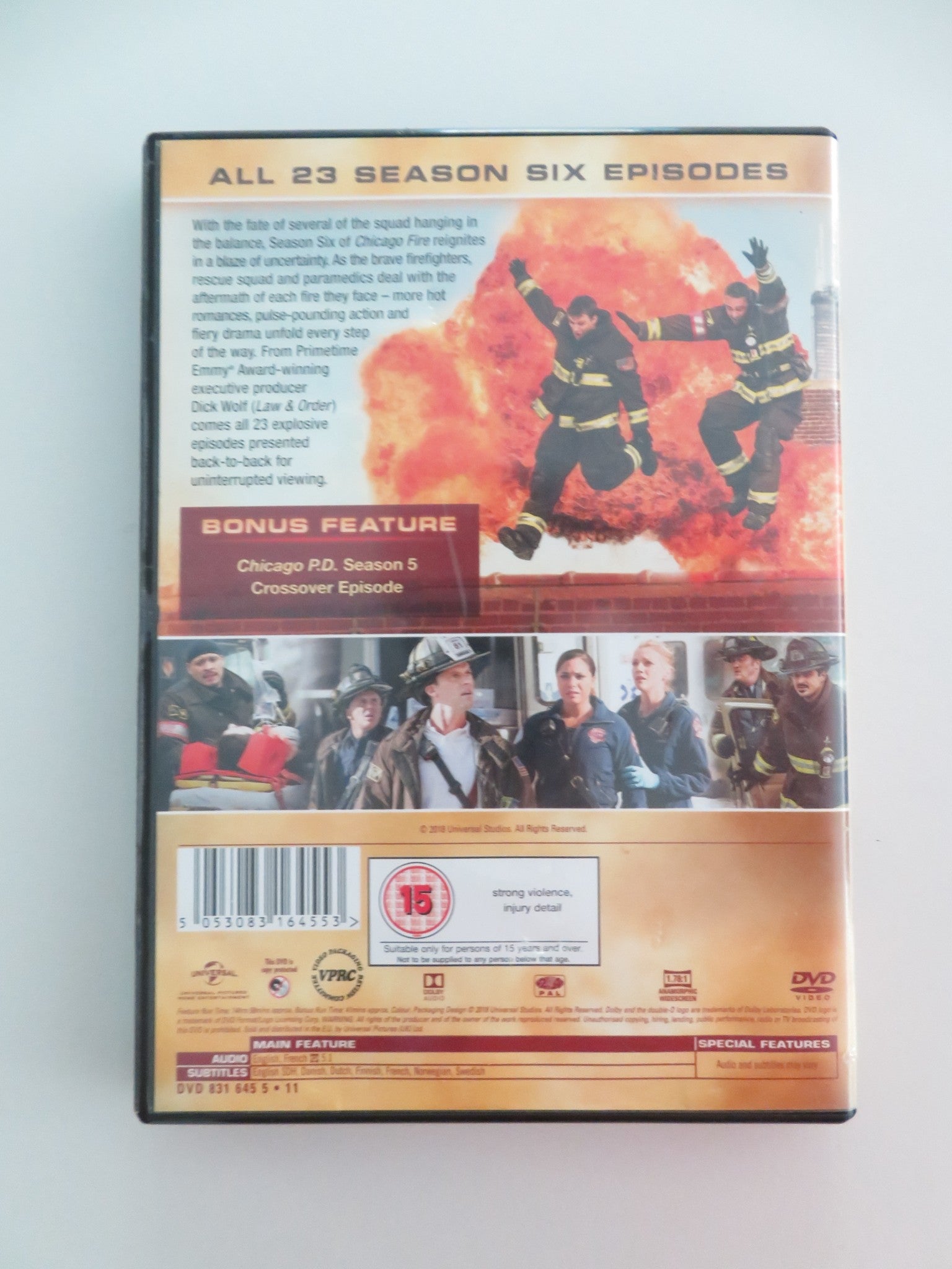 CHICAGO FIRE - SEASON SIX - 6 DISCS (DVD) TAYLOR KINNEY 2018 REGION 2, 4 - Rendezvous Cinema