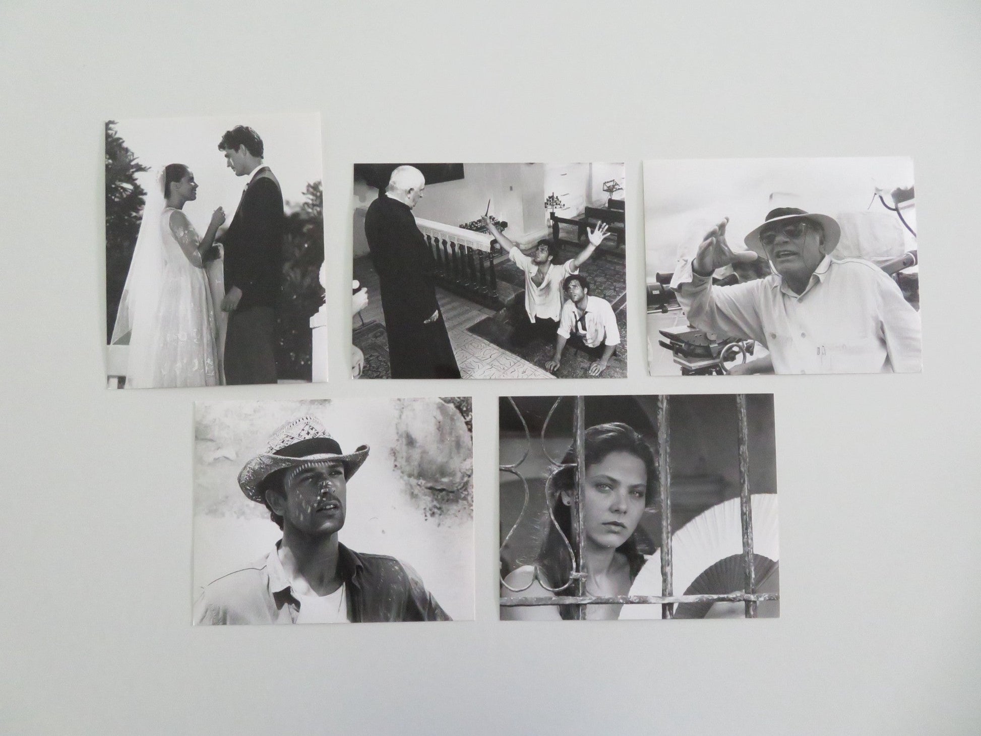 CHRONICLE OF A DEATH FORETOLD MOVIE STILL PHOTO LOT OF 5 RUPERT EVERETT 1987 Movie posters