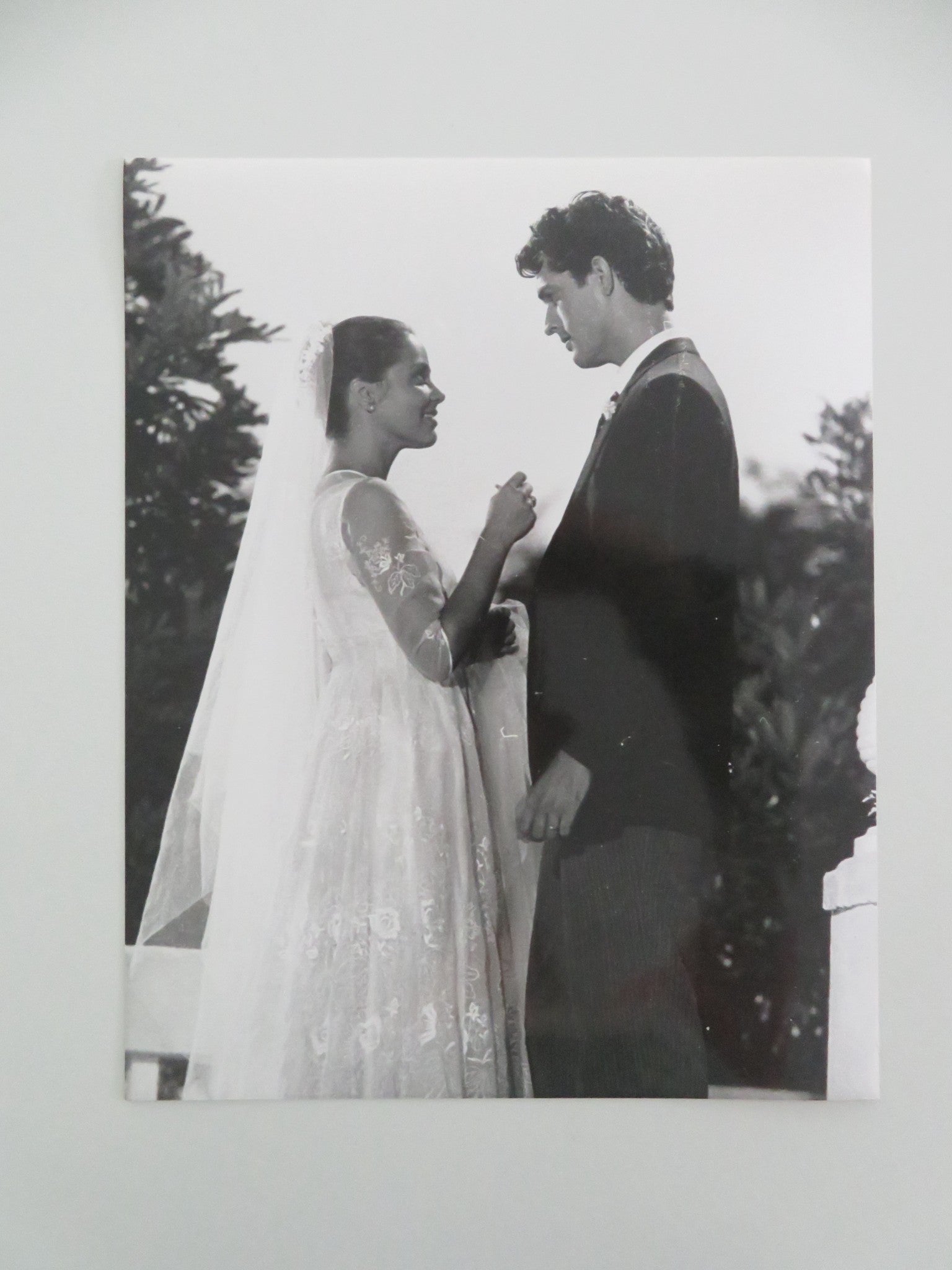 CHRONICLE OF A DEATH FORTOLD MOVIE STILL PHOTO RUPERT EVERETT ORNELLA MUTI 1987 Movie posters