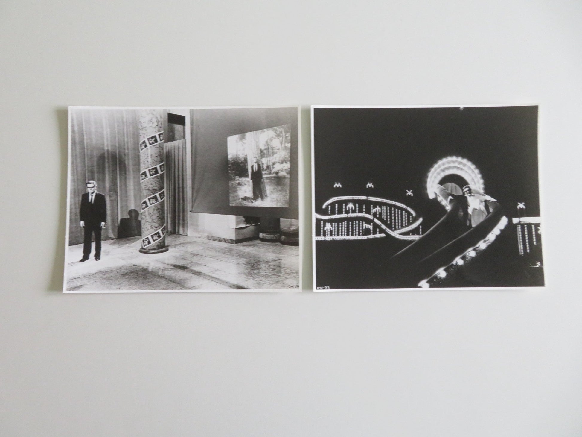 CITY OF WOMEN MOVIE STILL PHOTO LOT OF 2 MARCELLO MASTROIANNI ANNA PRUCNAL 1980 - Rendezvous Cinema
