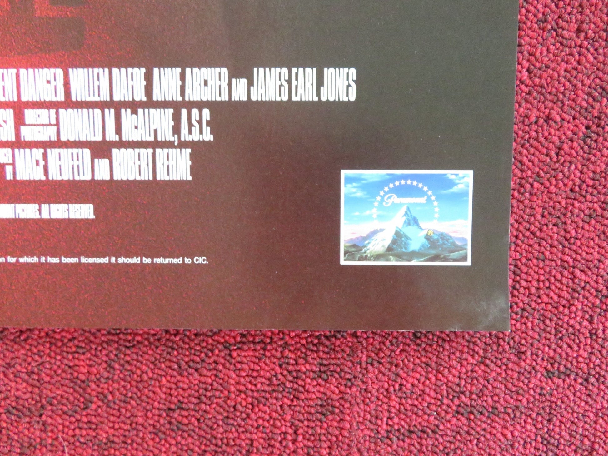 CLEAR AND PRESENT DANGER VHS VIDEO POSTER HARRISON FORD WILLEM DAFOE 1994 Rendezvous Cinema Movie posters