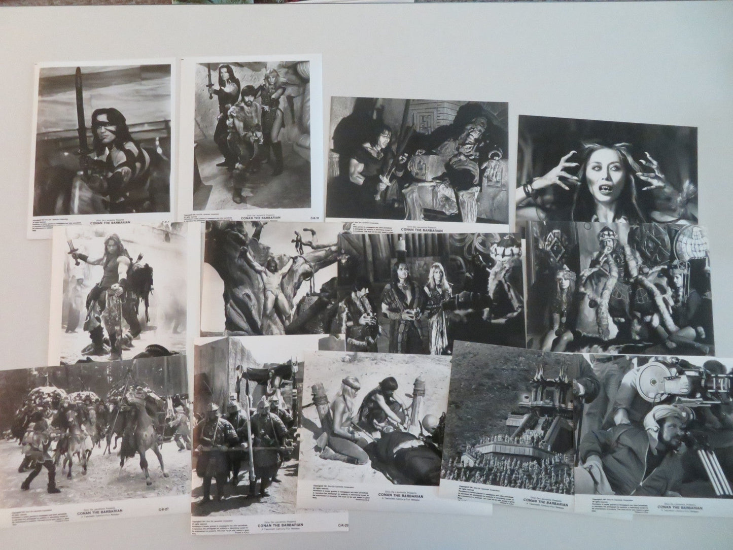 CONAN THE BARBARIAN - B MOVIE STILL PHOTO LOT OF 13 ARNOLD SCHWARZENEGGER 1981 Movie posters