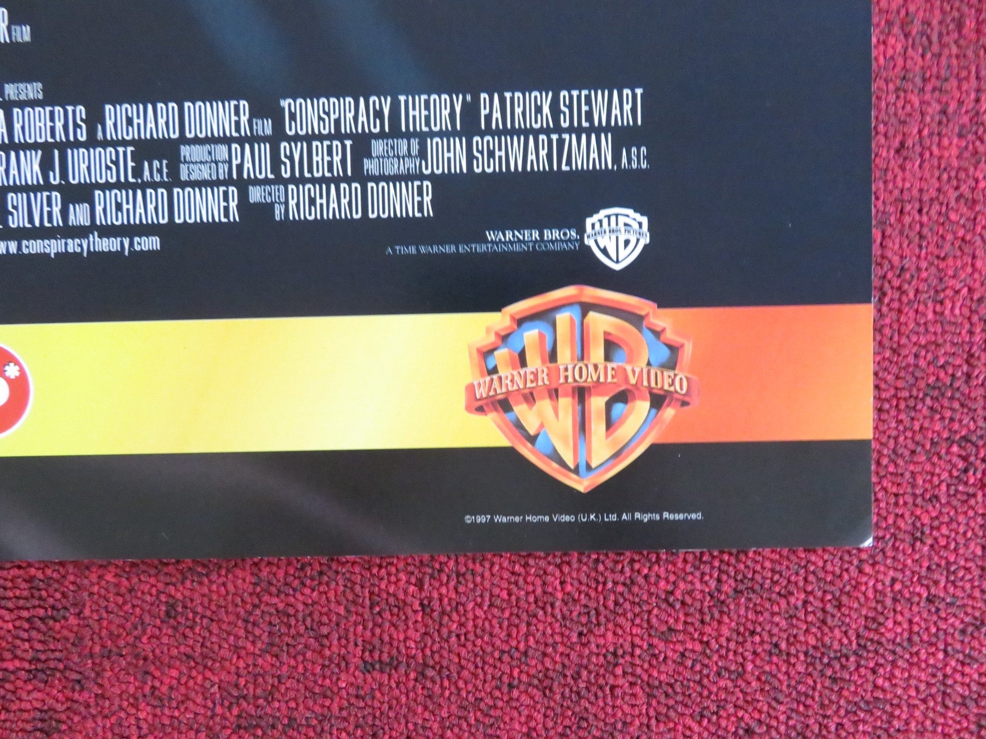 CONSPIRACY THEORY VHS VIDEO POSTER MEL GIBSON JULIA ROBERTS 1997 Rendezvous Cinema Movie posters