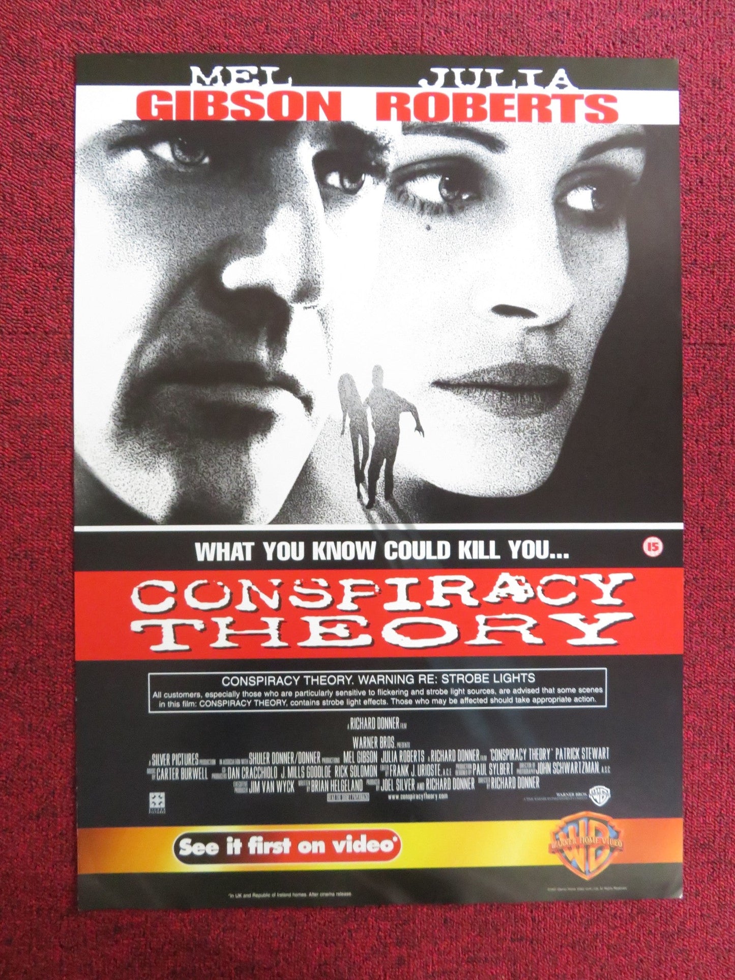 CONSPIRACY THEORY VHS VIDEO POSTER MEL GIBSON JULIA ROBERTS 1997 Rendezvous Cinema Movie posters