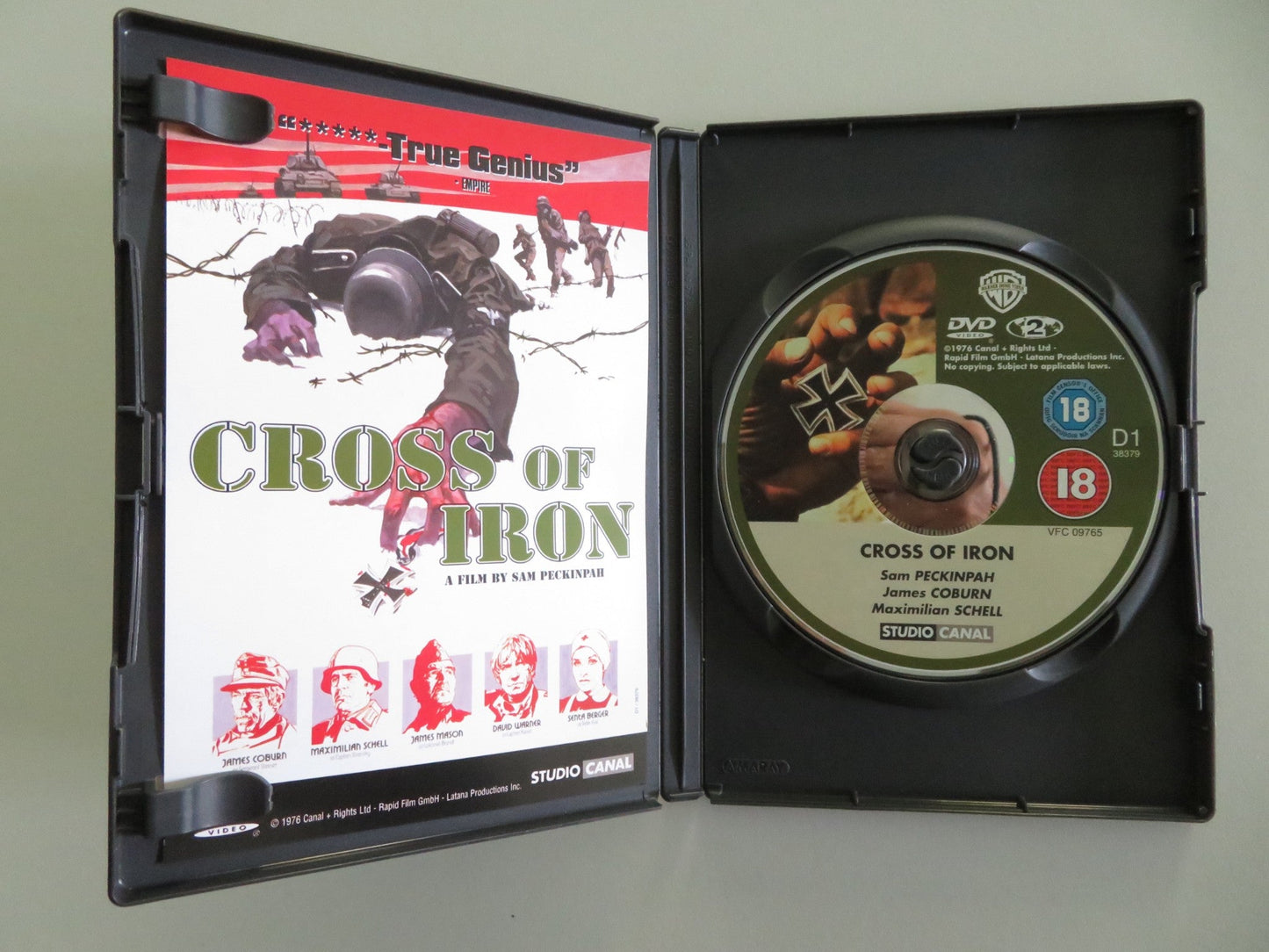 CROSS OF IRON (DVD) JAMES COBURN JAMES MASON 1977 REGION 2 Movie posters
