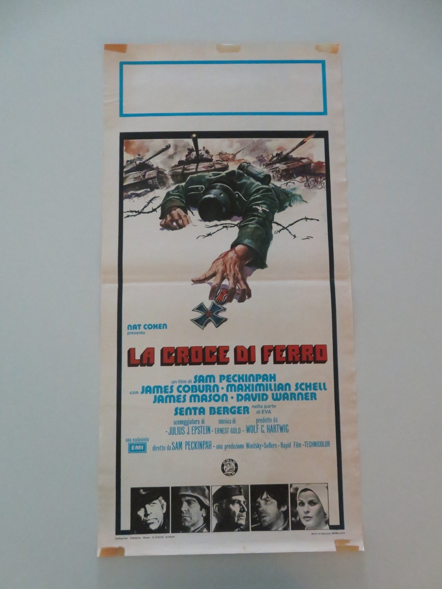 CROSS OF IRON ITALIAN LOCANDINA POSTER JAMES COBURN JAMES MASON 1977 Movie posters