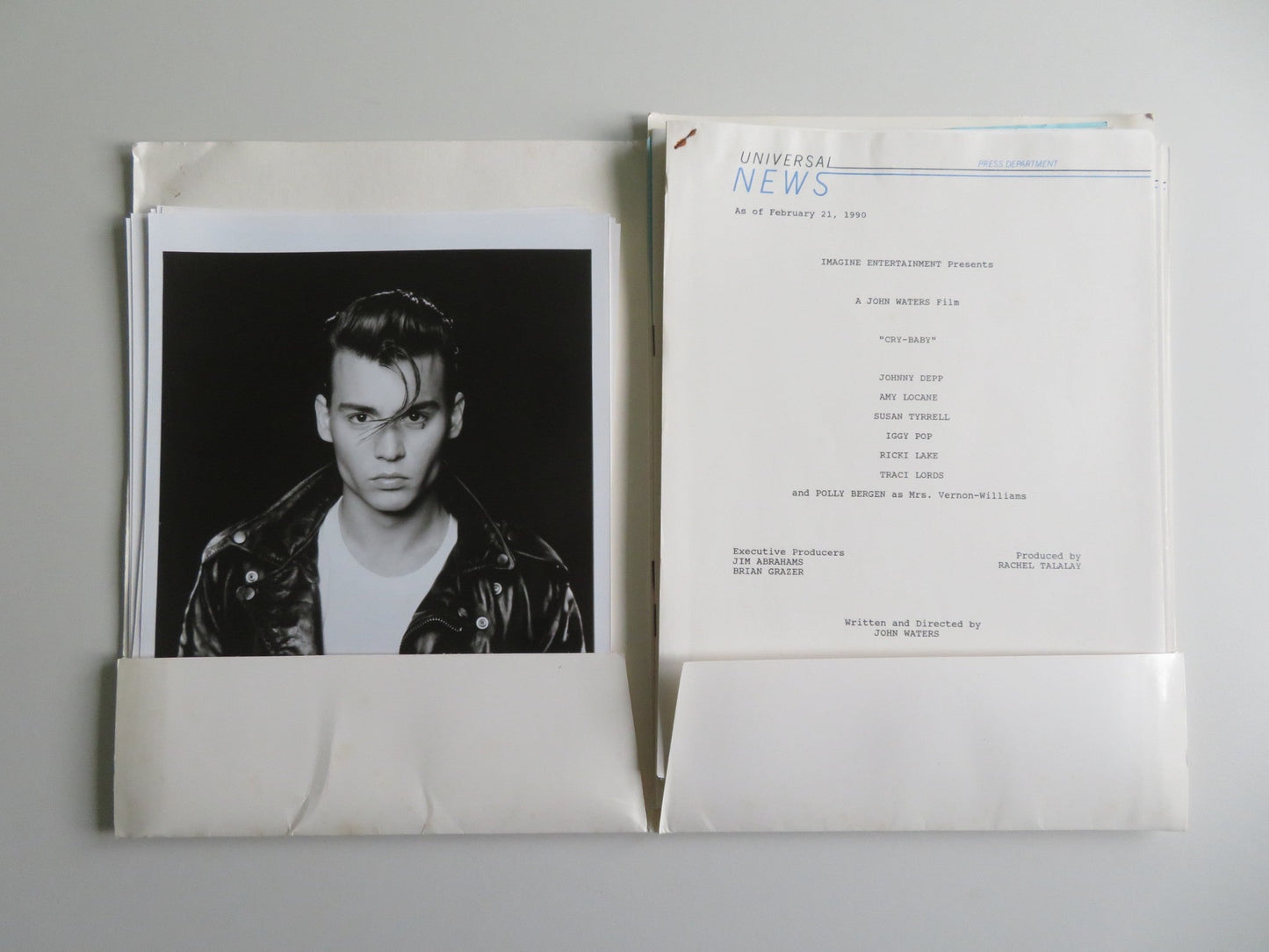 CRY - BABY PRESS KIT 1990 JOHNNY DEPP IGGY POP RICKI LAKE WILLEM DAFOE Movie posters