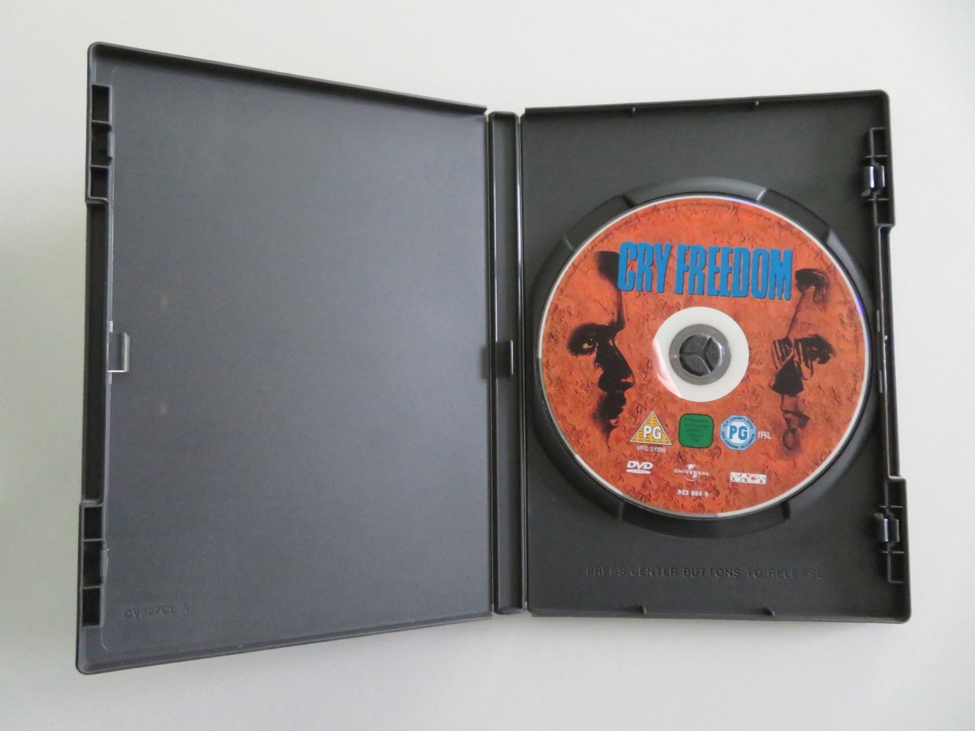 CRY FREEDOM (DVD) DENZEL WASHINGTON KEVIN KLINE 1987 REGION 2, 4 Movie posters