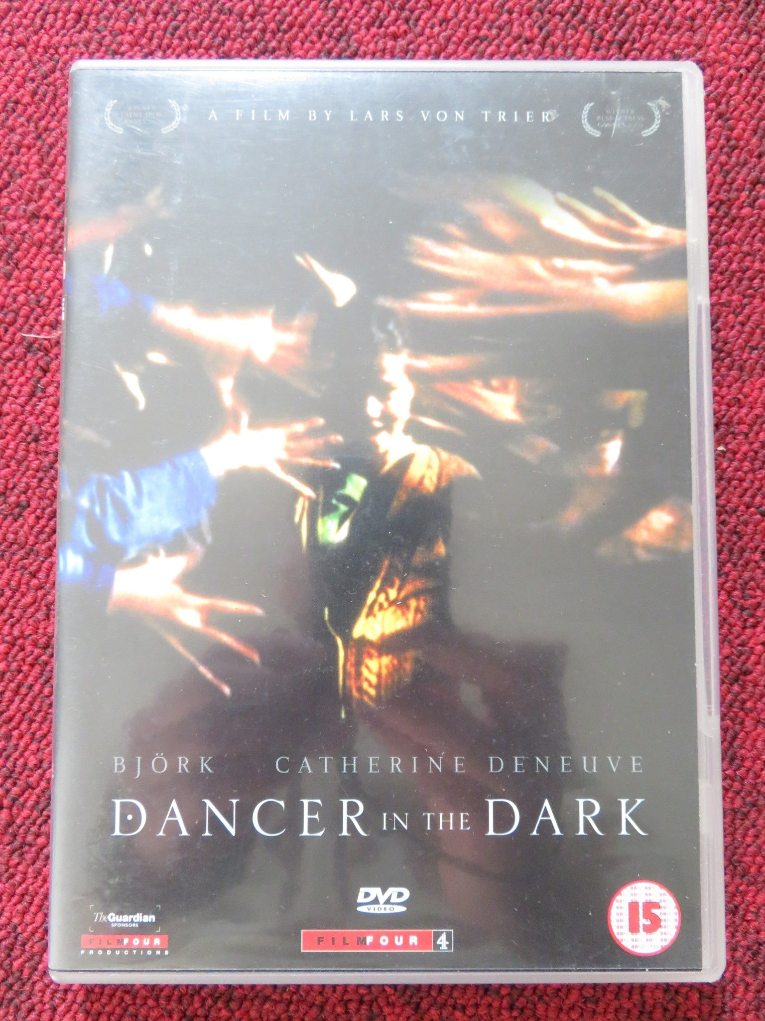 DANCER IN THE DARK (DVD) BJORK CATHERINE DENEUVE 2000 REGION 2 Rendezvous Cinema Movie posters